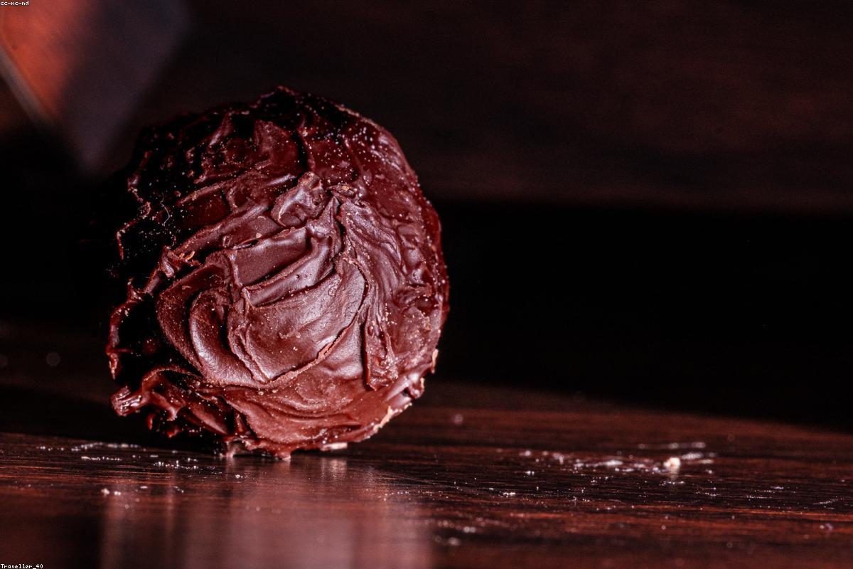 Bespoke Chocolate Truffles: A Masterclass